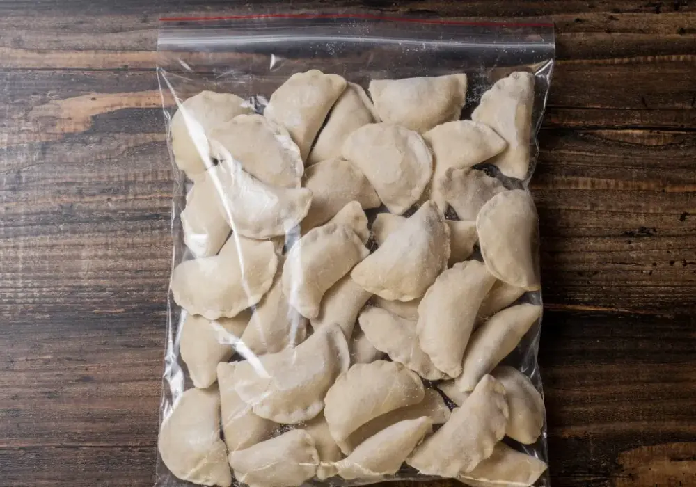 Jak mrozić pierogi i zachować ich smak? Poznaj najlepsze metody