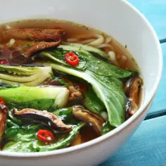 Pak Choi z Makaronem - Przepis i Inspiracje
